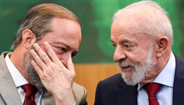 lula-com-alexandre-silveira-foto-marcelo-camargo-agencia-brasil.jpg lula-com-alexandre-silveira-foto-marcelo-camargo-agencia-brasil.jpg