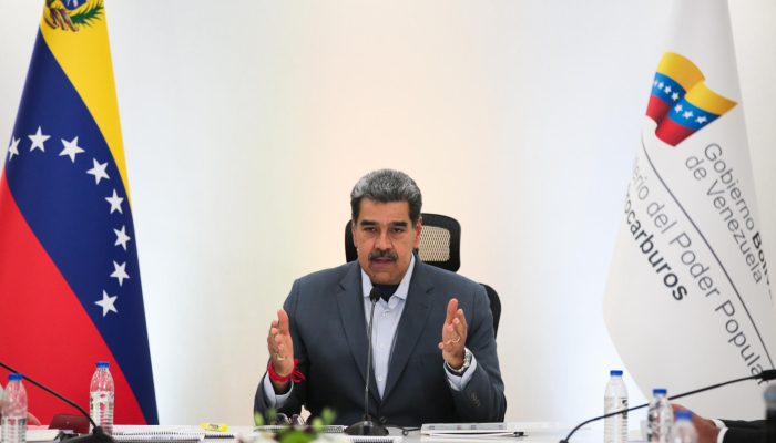 maduro.mst_.jpg maduro.mst_.jpg