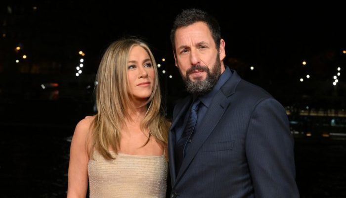 o-motivo-emocionante-pelo-qual-adam-sandler-manda-flores-a-jennifer-aniston-no-dia-das-maes-14739882.jpeg o-motivo-emocionante-pelo-qual-adam-sandler-manda-flores-a-jennifer-aniston-no-dia-das-maes-14739882.jpeg
