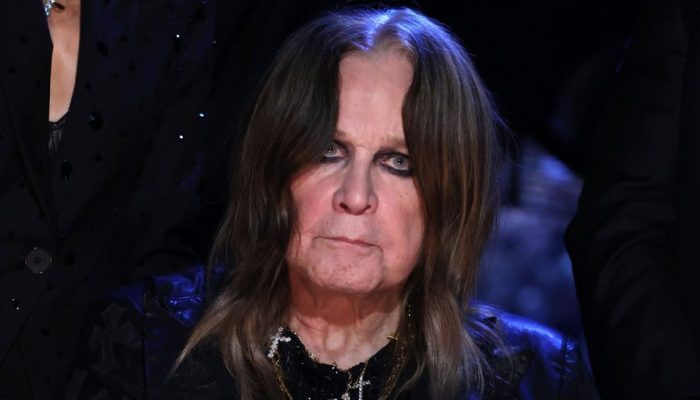 ozzy-osbourne-2024-rock-hall-foto-kevin-mazur-getty-images-for-the-rock-and-roll-hall-of-fame_widelg.jpeg ozzy-osbourne-2024-rock-hall-foto-kevin-mazur-getty-images-for-the-rock-and-roll-hall-of-fame_widelg.jpeg