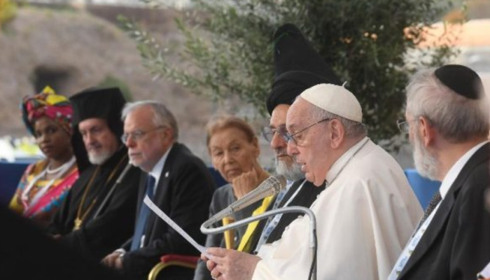 papa-Francisco-e-lideres-religiosos-no-encontro-de-santo-egidio-2022-foto-Vatican-Media-1200-×-612-p.png