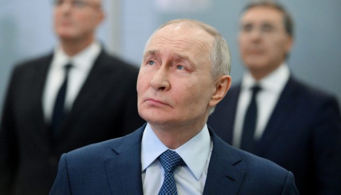 putin-foto-ALEXANDER-KAZAKOV-SPUTNIK-KREMLIN-efe.jpg