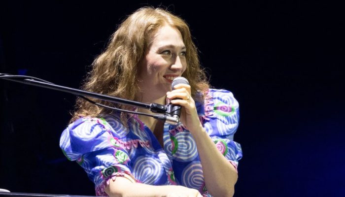 regina-spektor-gettyimages-2164730021_widelg.jpg