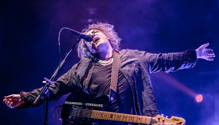 robert-smith-do-the-cure-sergione-infuso-corbis-via-getty-images-performs-foto-jornalistica-62035511.jpeg robert-smith-do-the-cure-sergione-infuso-corbis-via-getty-images-performs-foto-jornalistica-62035511.jpeg