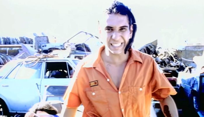 rodolfo-abrantes-raimundos-1994-foto-reproducao-youtube_widelg.jpg rodolfo-abrantes-raimundos-1994-foto-reproducao-youtube_widelg.jpg