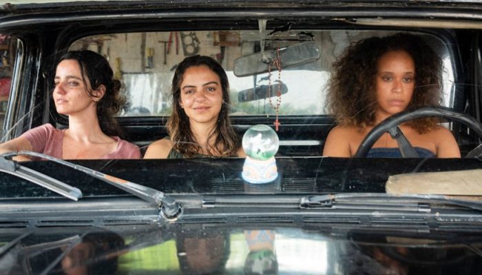 serra-das-almas-e-filme-onde-o-poder-acaba-onde-deveria-no-feminino-afirma-diretor-3_widelg.jpg serra-das-almas-e-filme-onde-o-poder-acaba-onde-deveria-no-feminino-afirma-diretor-3_widelg.jpg