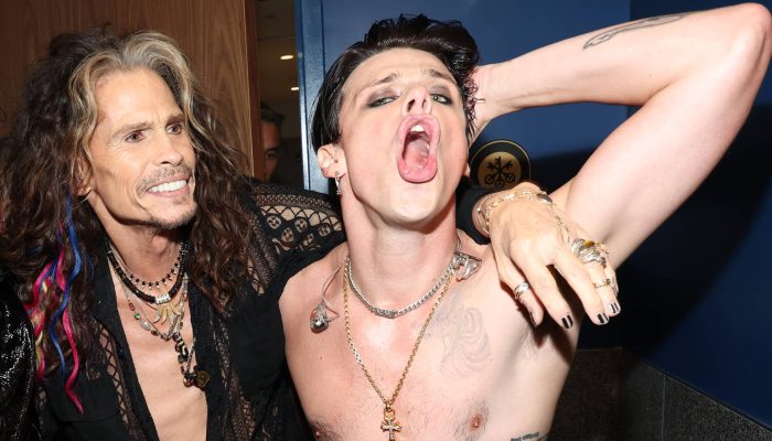 steven-tyler-yungblud-2025-foto-Kevin-Mazur-Getty-Images-for-MTV.jpg steven-tyler-yungblud-2025-foto-Kevin-Mazur-Getty-Images-for-MTV.jpg