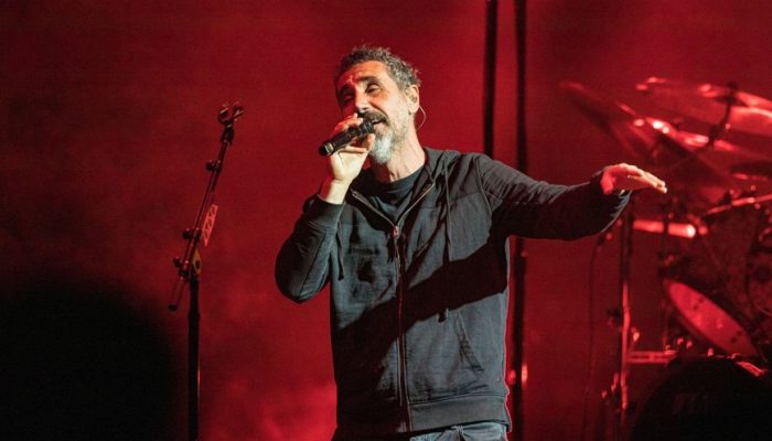 system-of-a-down-banda-show-serj-tankian-foto-daniel-knighton-getty-images_widelg.jpg