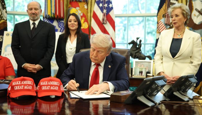 trump-universidades.jpg trump-universidades.jpg