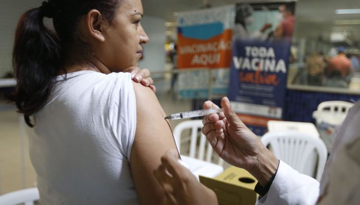 vacina_metro2.jpg vacina_metro2.jpg