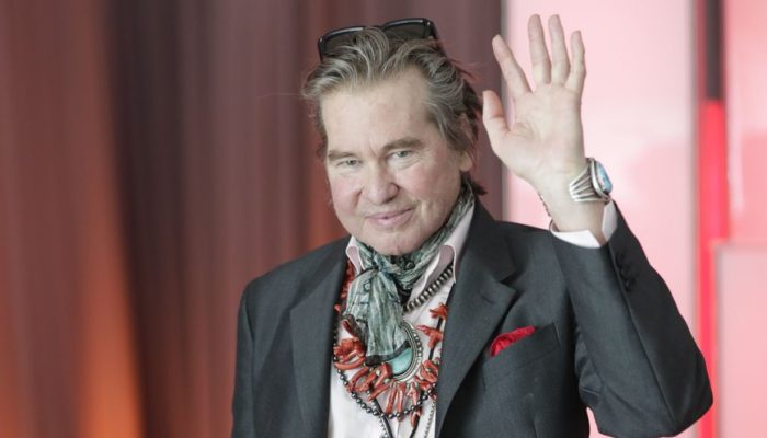 val-kilmer-de-batman-eternamente-e-top-gun-morre-aos-65-anos-1169022522-1_widelg.jpg val-kilmer-de-batman-eternamente-e-top-gun-morre-aos-65-anos-1169022522-1_widelg.jpg
