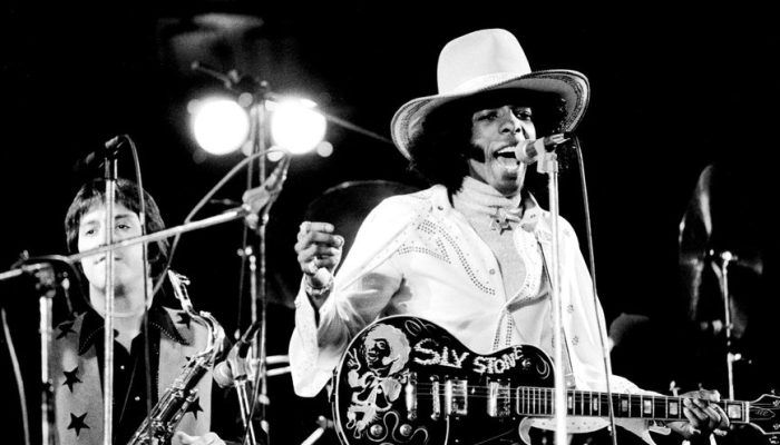 vida-carreira-e-mais-saiba-tudo-sobre-sly-stone-icone-do-pop-funk-e-soul-foto-michael-putland-getty.jpeg vida-carreira-e-mais-saiba-tudo-sobre-sly-stone-icone-do-pop-funk-e-soul-foto-michael-putland-getty.jpeg