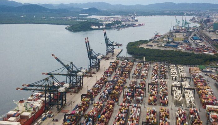 wilson-sons-ultralog-e-rumo-abrem-diversas-vagas-de-emprego-no-porto