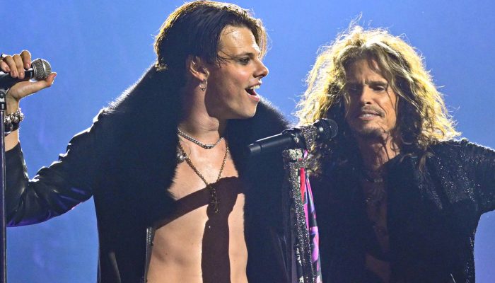 yungblud-steven-tyler-tributo-ozzy-osbourne-2025-foto-Roy-Rochlin-Getty-Images-for-MTV.jpg
